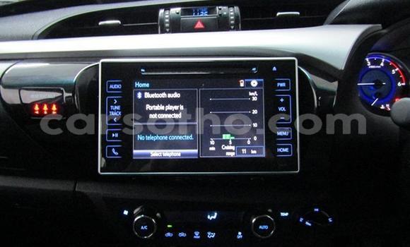 Acheter Occasion Voiture Toyota Hilux Blanc à Maseru, Maseru Acheter Occasion Voiture Toyota Hilux Blanc à Maseru, Maseru