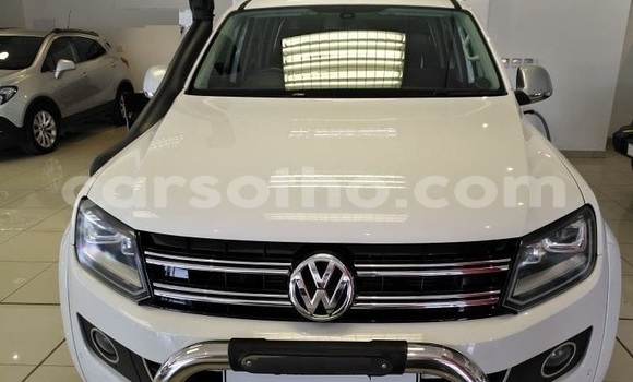 Buy Used Volkswagen Amarok White Car in Maseru in Maseru Buy Used Volkswagen Amarok White Car in Maseru in Maseru