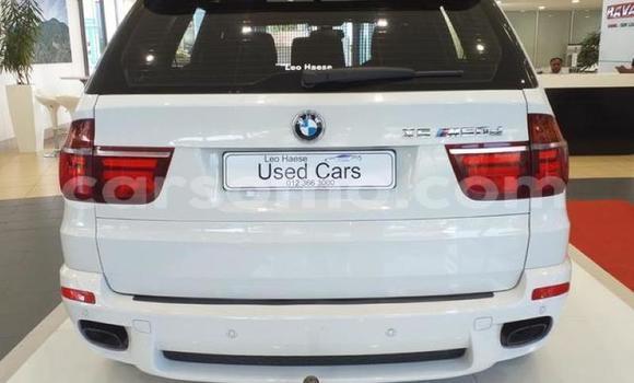 Sayi Na hannu BMW X5 White Mota in Mafeteng a Mafeteng Sayi Na hannu BMW X5 White Mota in Mafeteng a Mafeteng