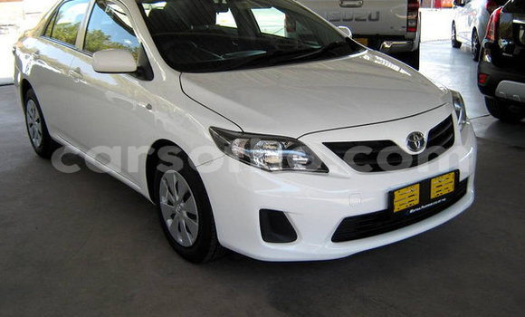 Buy Used Toyota Comfort White Car in Maseru in Maseru Buy Used Toyota Comfort White Car in Maseru in Maseru