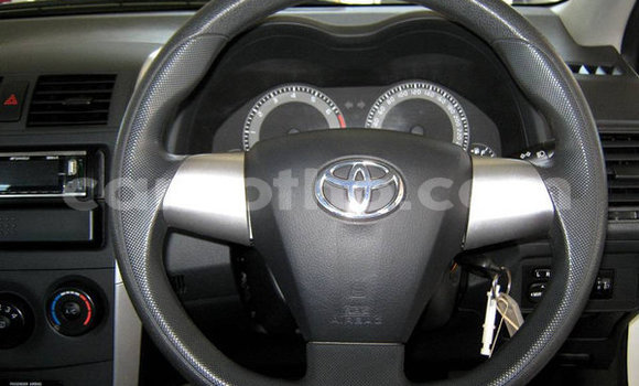Buy Used Toyota Comfort White Car in Maseru in Maseru Buy Used Toyota Comfort White Car in Maseru in Maseru