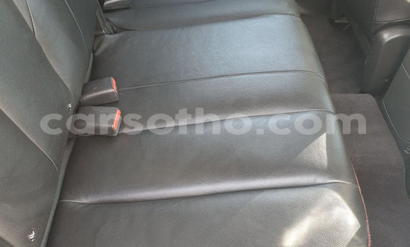 Acheter Occasion Voiture Isuzu KB Blanc à Maputsoe, Leribe Acheter Occasion Voiture Isuzu KB Blanc à Maputsoe, Leribe