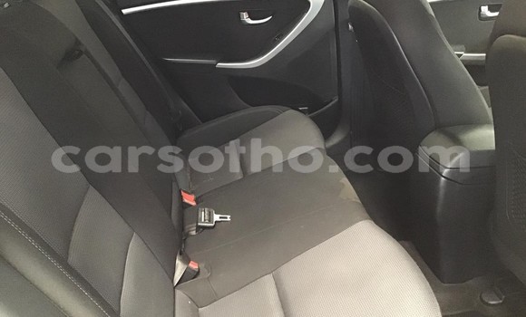 اشتري مستعمل Hyundai i30 White سيارة في Mohale's Hoek في Mohale's Hoek اشتري مستعمل Hyundai i30 White سيارة في Mohale's Hoek في Mohale's Hoek