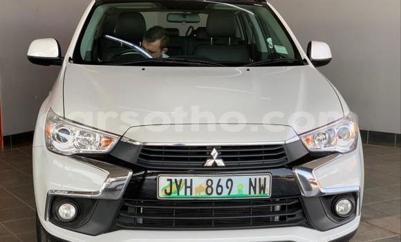 Acheter Occasion Voiture Mitsubishi ASX Blanc à Maseru, Maseru Acheter Occasion Voiture Mitsubishi ASX Blanc à Maseru, Maseru