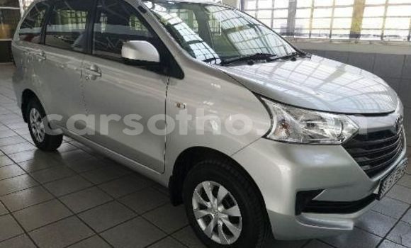 Sayi Na hannu Toyota Avanza Silver Mota in Maseru a Maseru Sayi Na hannu Toyota Avanza Silver Mota in Maseru a Maseru