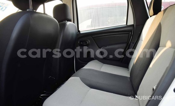 Sayi Imported Renault Duster White Mota in Import - Dubai a Maseru Sayi Imported Renault Duster White Mota in Import - Dubai a Maseru