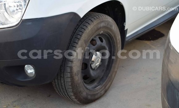 Sayi Imported Renault Duster White Mota in Import - Dubai a Maseru Sayi Imported Renault Duster White Mota in Import - Dubai a Maseru