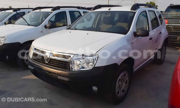Sayi Imported Renault Duster White Mota in Import - Dubai a Maseru Sayi Imported Renault Duster White Mota in Import - Dubai a Maseru