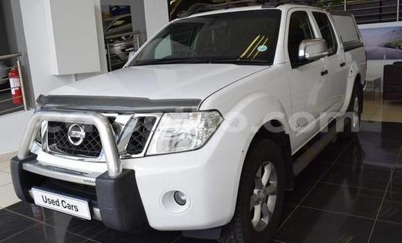 Acheter Occasion Voiture Nissan Navara Blanc à Maseru, Maseru Acheter Occasion Voiture Nissan Navara Blanc à Maseru, Maseru