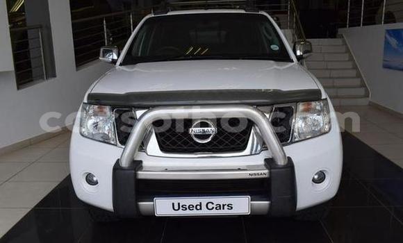 Acheter Occasion Voiture Nissan Navara Blanc à Maseru, Maseru Acheter Occasion Voiture Nissan Navara Blanc à Maseru, Maseru