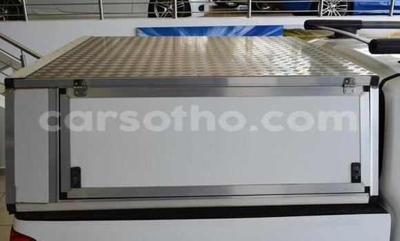 Acheter Occasion Voiture Nissan Navara Blanc à Maseru, Maseru Acheter Occasion Voiture Nissan Navara Blanc à Maseru, Maseru