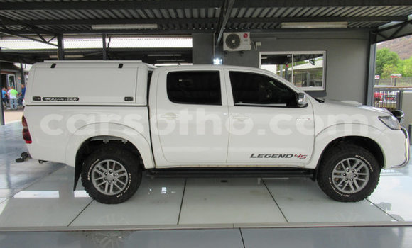 اشتري مستعمل Toyota Hilux White سيارة في Maseru في Maseru اشتري مستعمل Toyota Hilux White سيارة في Maseru في Maseru