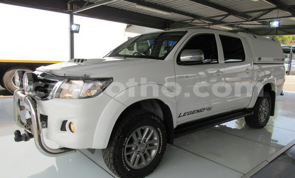 اشتري مستعمل Toyota Hilux White سيارة في Maseru في Maseru اشتري مستعمل Toyota Hilux White سيارة في Maseru في Maseru