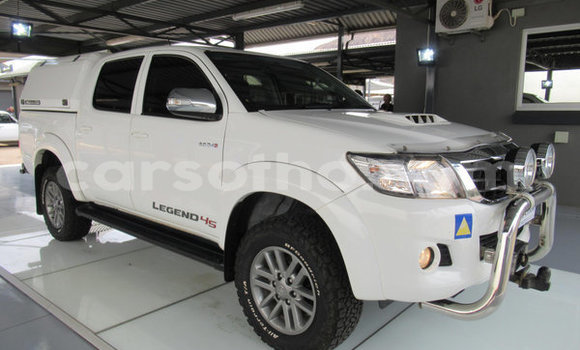 اشتري مستعمل Toyota Hilux White سيارة في Maseru في Maseru اشتري مستعمل Toyota Hilux White سيارة في Maseru في Maseru