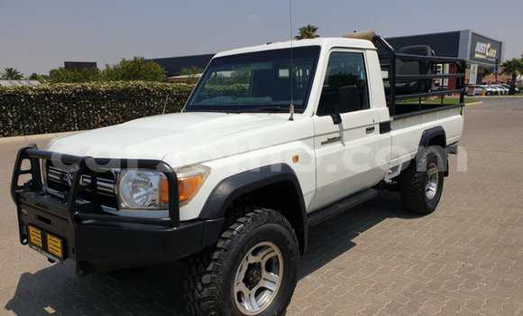 Acheter Occasion Voiture Toyota Land Cruiser Blanc à Maseru, Maseru Acheter Occasion Voiture Toyota Land Cruiser Blanc à Maseru, Maseru
