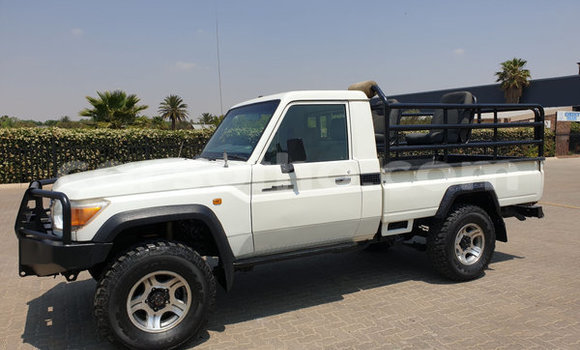 Acheter Occasion Voiture Toyota Land Cruiser Blanc à Maseru, Maseru Acheter Occasion Voiture Toyota Land Cruiser Blanc à Maseru, Maseru