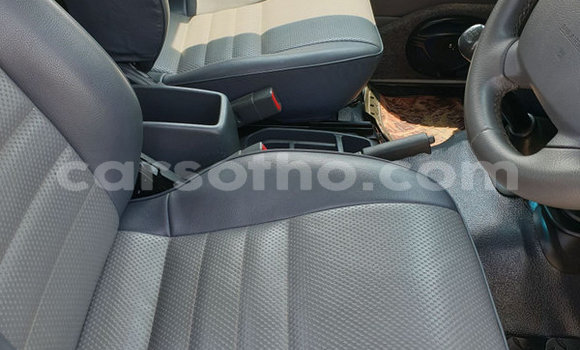 Acheter Occasion Voiture Toyota Land Cruiser Blanc à Maseru, Maseru Acheter Occasion Voiture Toyota Land Cruiser Blanc à Maseru, Maseru