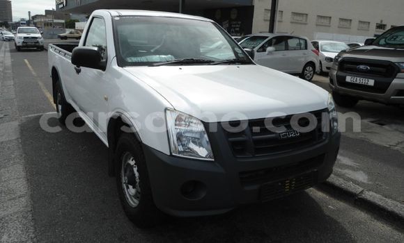 Buy Used Isuzu KB White Car in Mohale's Hoek in Mohale's Hoek Buy Used Isuzu KB White Car in Mohale's Hoek in Mohale's Hoek