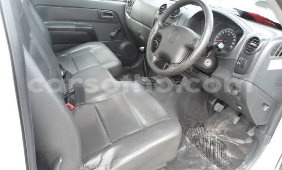 Buy Used Isuzu KB White Car in Mohale's Hoek in Mohale's Hoek Buy Used Isuzu KB White Car in Mohale's Hoek in Mohale's Hoek