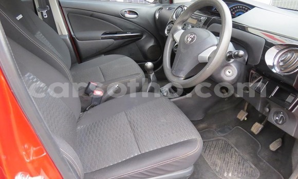 Acheter Occasion Voiture Toyota Etios Rouge à Hlotse, Leribe Acheter Occasion Voiture Toyota Etios Rouge à Hlotse, Leribe