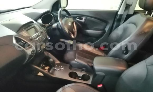 Buy Used Hyundai ix35 Blue Car in Mohale's Hoek in Mohale's Hoek Buy Used Hyundai ix35 Blue Car in Mohale's Hoek in Mohale's Hoek