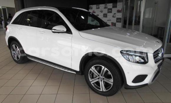 اشتري مستعمل Mercedes-Benz AMG GLC White سيارة في Maputsoe في Leribe اشتري مستعمل Mercedes-Benz AMG GLC White سيارة في Maputsoe في Leribe