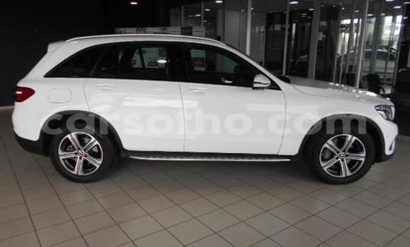 اشتري مستعمل Mercedes-Benz AMG GLC White سيارة في Maputsoe في Leribe اشتري مستعمل Mercedes-Benz AMG GLC White سيارة في Maputsoe في Leribe