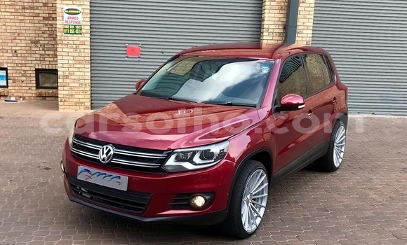 اشتري مستعمل Volkswagen Tiguan Red سيارة في Maputsoa في Leribe اشتري مستعمل Volkswagen Tiguan Red سيارة في Maputsoa في Leribe