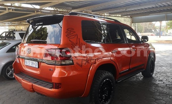 Buy Used Toyota Land Cruiser Prado Beige Car in Hlotse in Leribe Buy Used Toyota Land Cruiser Prado Beige Car in Hlotse in Leribe