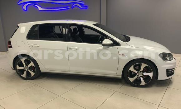 Sayi Na hannu Volkswagen Golf GTI White Mota in Maseru a Maseru Sayi Na hannu Volkswagen Golf GTI White Mota in Maseru a Maseru