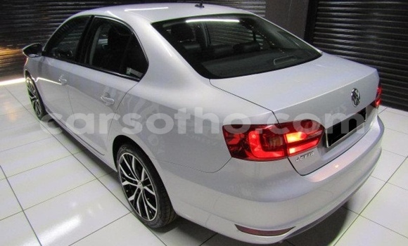 Buy Used Volkswagen Jetta Silver Car in Hlotse in Leribe Buy Used Volkswagen Jetta Silver Car in Hlotse in Leribe