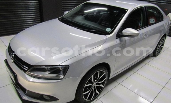 Buy Used Volkswagen Jetta Silver Car in Hlotse in Leribe Buy Used Volkswagen Jetta Silver Car in Hlotse in Leribe