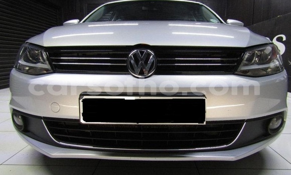 Buy Used Volkswagen Jetta Silver Car in Hlotse in Leribe Buy Used Volkswagen Jetta Silver Car in Hlotse in Leribe