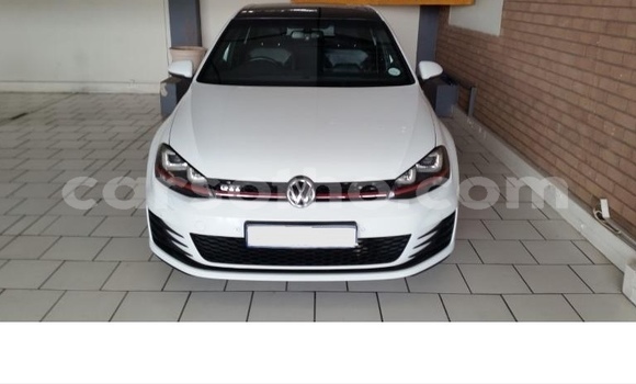 Sayi Na hannu Volkswagen Golf White Mota in Hlotse a Leribe Sayi Na hannu Volkswagen Golf White Mota in Hlotse a Leribe