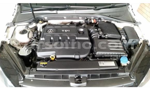 Acheter Occasion Voiture Volkswagen Golf Blanc à Hlotse, Leribe Acheter Occasion Voiture Volkswagen Golf Blanc à Hlotse, Leribe