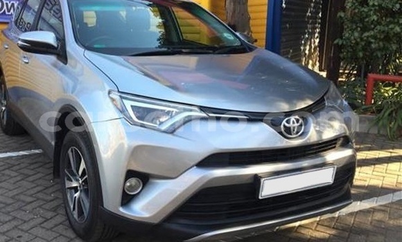 Sayi Na hannu Toyota RAV4 Silver Mota in Hlotse a Leribe Sayi Na hannu Toyota RAV4 Silver Mota in Hlotse a Leribe
