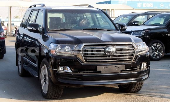 اشتري Imported Toyota Land Cruiser Black سيارة في Import - Dubai في Maseru اشتري Imported Toyota Land Cruiser Black سيارة في Import - Dubai في Maseru