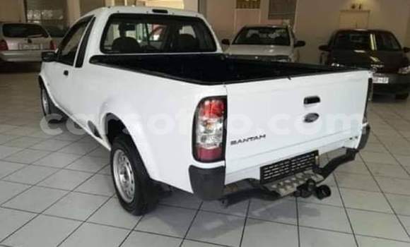 Acheter Occasion Voiture Ford Pickup Blanc à Thaba–Tseka, Mafeteng Acheter Occasion Voiture Ford Pickup Blanc à Thaba–Tseka, Mafeteng