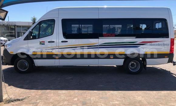 Acheter Occasion Voiture Mercedes-Benz C–Class Blanc à Maseru, Maseru Acheter Occasion Voiture Mercedes-Benz C–Class Blanc à Maseru, Maseru