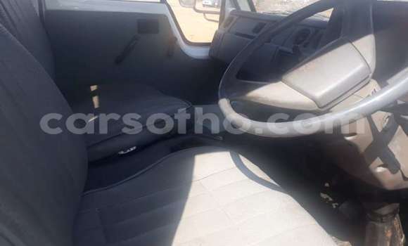 Sayi Na hannu Toyota Dyna White Babbar mota in Maseru a Maseru Sayi Na hannu Toyota Dyna White Babbar mota in Maseru a Maseru