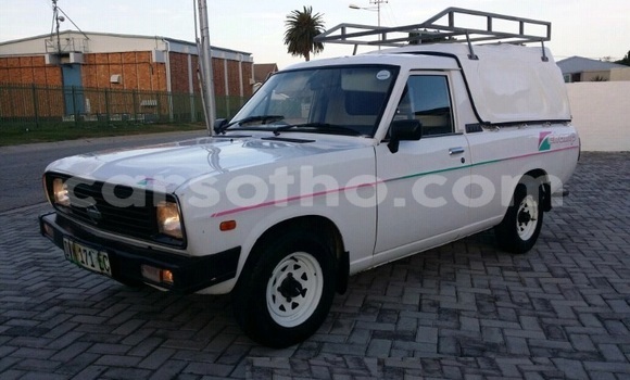 Sayi Na hannu Nissan 100NX White Mota in Maseru a Maseru Sayi Na hannu Nissan 100NX White Mota in Maseru a Maseru