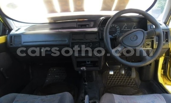Acheter Occasion Voiture Mazda 323 Autre à Maseru, Maseru Acheter Occasion Voiture Mazda 323 Autre à Maseru, Maseru