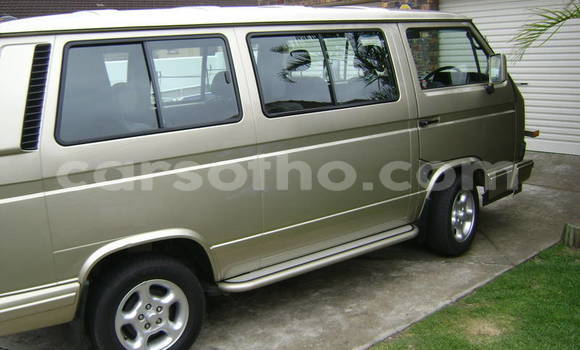 Acheter Occasion Voiture Volkswagen Caravelle Autre à Maseru, Maseru Acheter Occasion Voiture Volkswagen Caravelle Autre à Maseru, Maseru