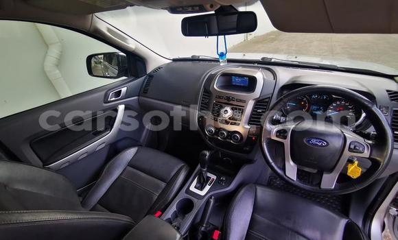 اشتري مستعمل Ford Ranger Silver سيارة في Roma في Maseru اشتري مستعمل Ford Ranger Silver سيارة في Roma في Maseru