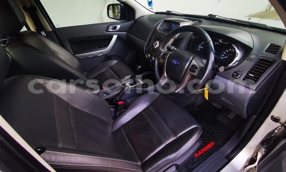 اشتري مستعمل Ford Ranger Silver سيارة في Roma في Maseru اشتري مستعمل Ford Ranger Silver سيارة في Roma في Maseru