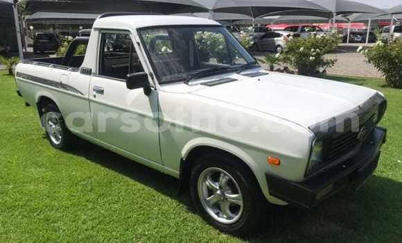 اشتري مستعمل Nissan Pickup White سيارة في Maseru في Maseru اشتري مستعمل Nissan Pickup White سيارة في Maseru في Maseru