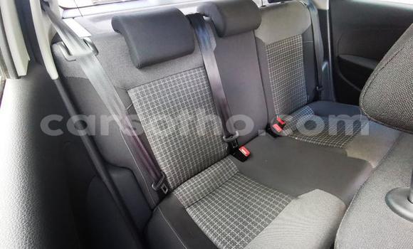 Sayi Na hannu Volkswagen Polo White Mota in Roma a Maseru Sayi Na hannu Volkswagen Polo White Mota in Roma a Maseru