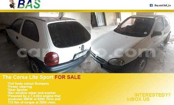 Sayi Na hannu Opel Corsa White Mota in Maseru a Maseru