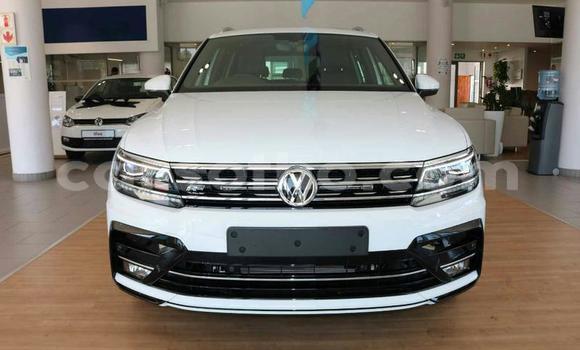 Acheter Occasion Voiture Volkswagen Tiguan Blanc à Maseru, Maseru Acheter Occasion Voiture Volkswagen Tiguan Blanc à Maseru, Maseru