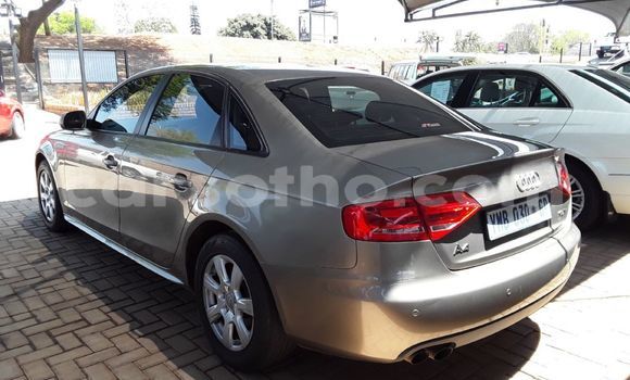 Sayi Na hannu Audi A4 Silver Mota in Butha–Buthe a Thaba-Tseka Sayi Na hannu Audi A4 Silver Mota in Butha–Buthe a Thaba-Tseka